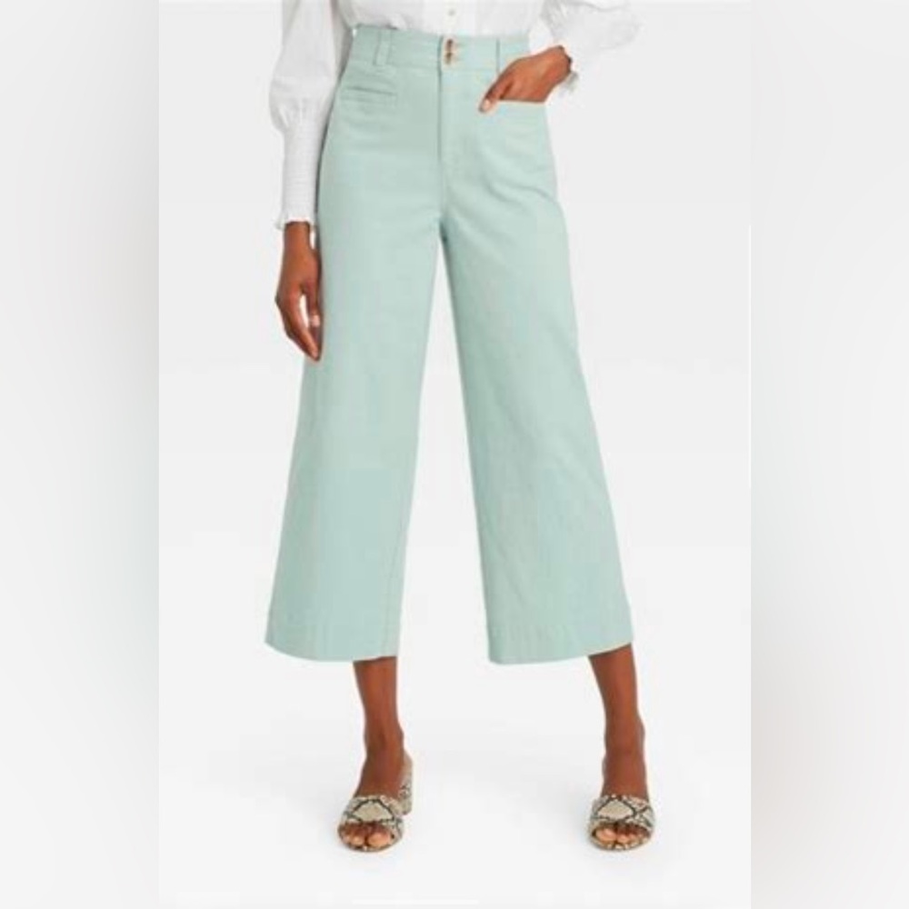 Cropped wide leg pant